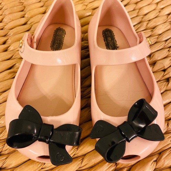 Mini Melissa Other - Mini Melissa elegant bow flats/sandals